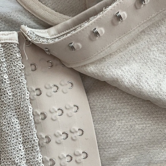 NWT Zara🎄 holiday SEQUIN CORSET TOP perfect for the holiday season Size M and L - Picture 7 of 17